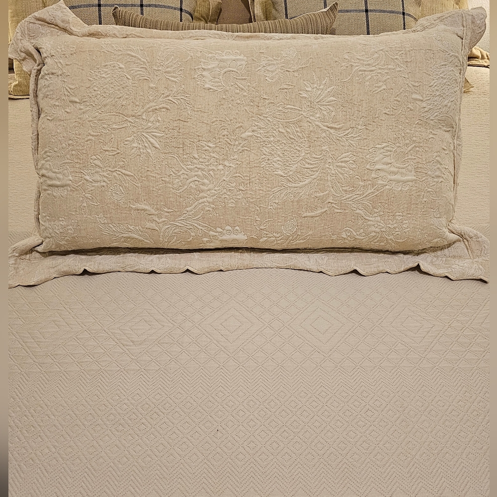 Peacock Alley 4 Piece Matelassé King Set Cotton/Linen